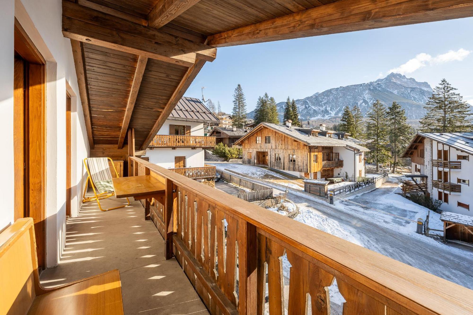 Attico Lodge Cortina dʼAmpezzo Exterior foto